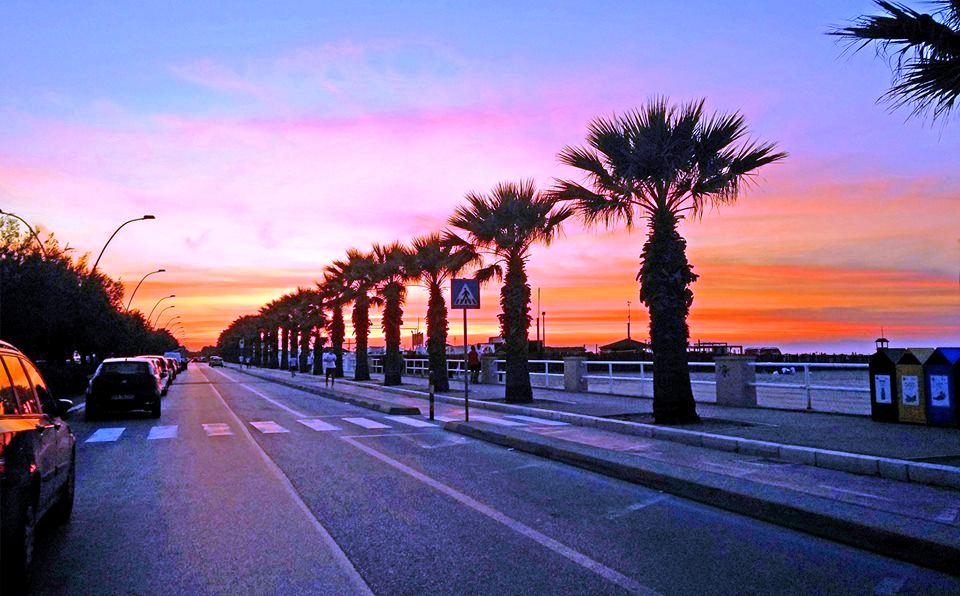 Tramonto-sul-lungomare-Pietro-Mennea-foto-di-Fabio-Corcella